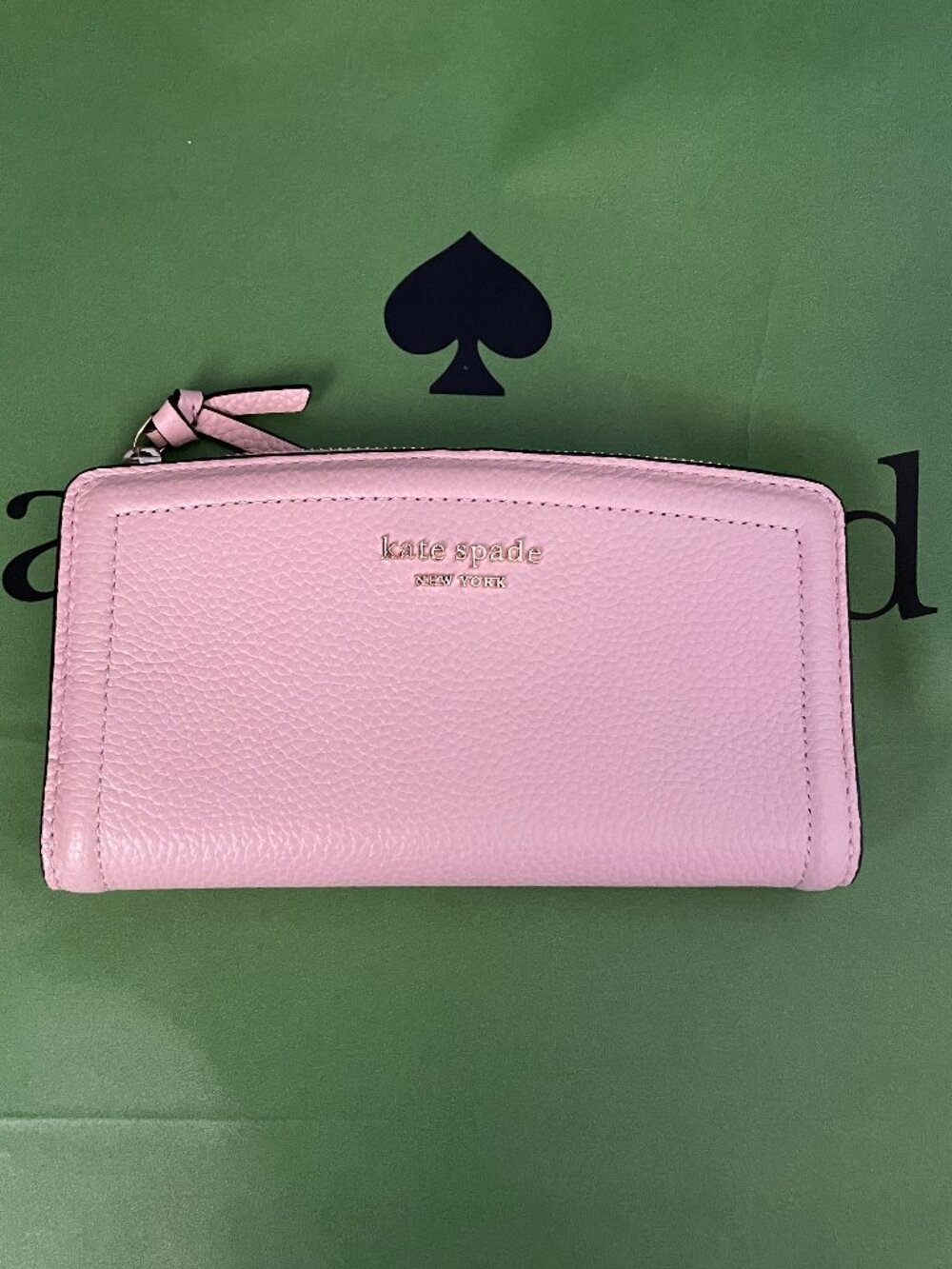 NWT kate spade Knott Zip Slim Wallet